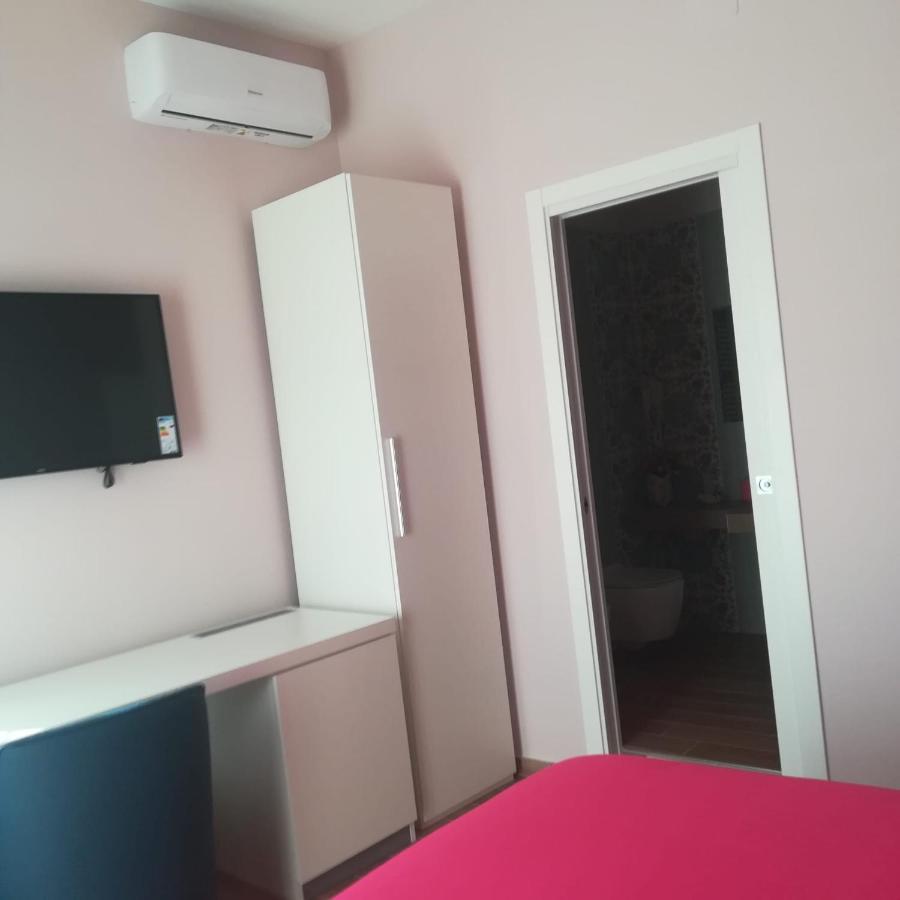 V I P Suites Cielo Stellato On Concordia Sea Salerno Exterior foto