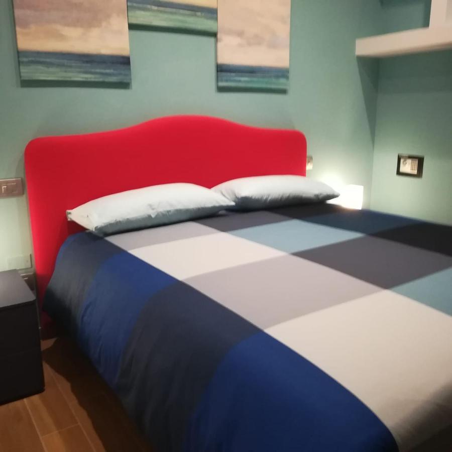 V I P Suites Cielo Stellato On Concordia Sea Salerno Exterior foto