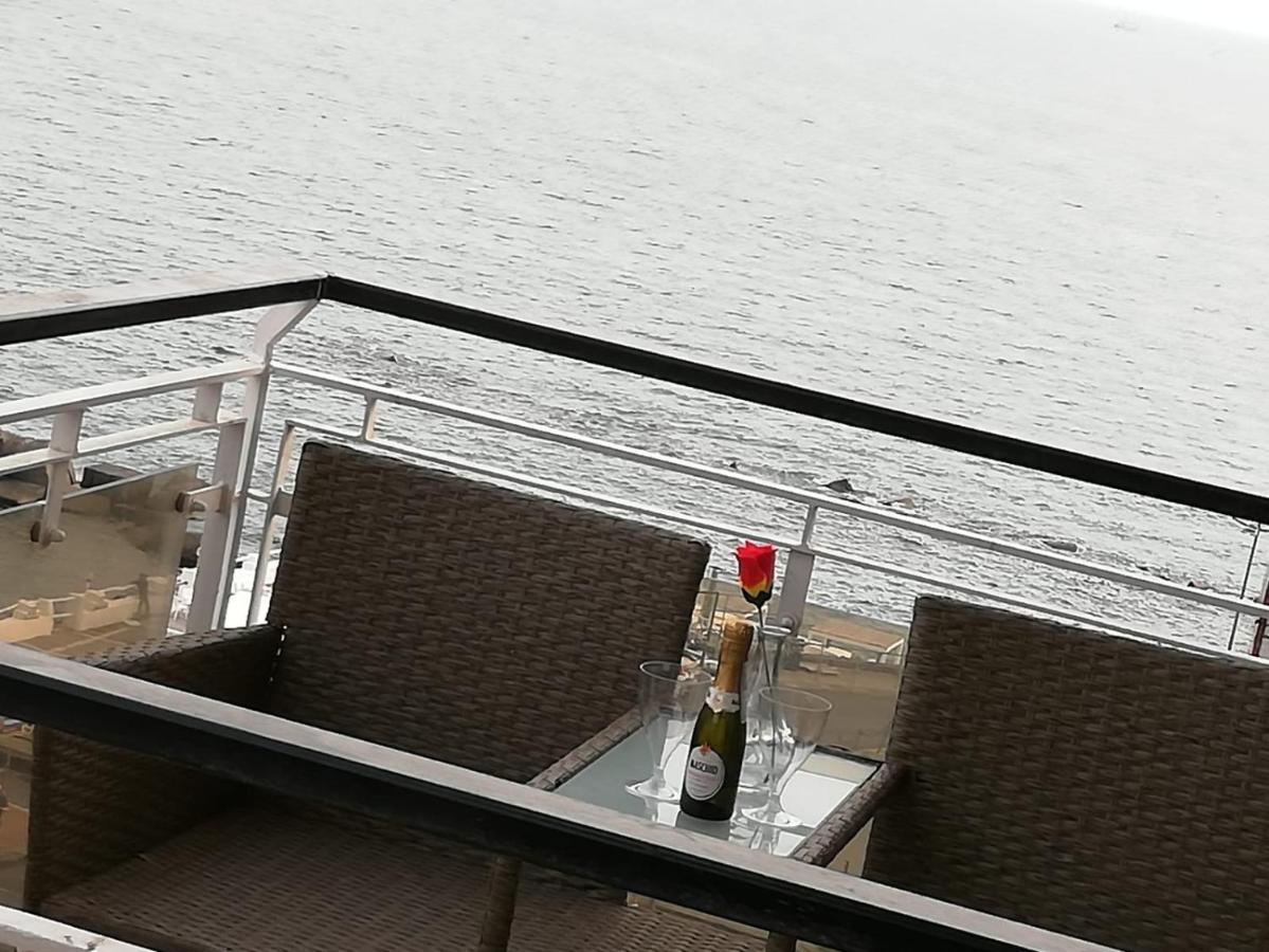 V I P Suites Cielo Stellato On Concordia Sea Salerno Exterior foto
