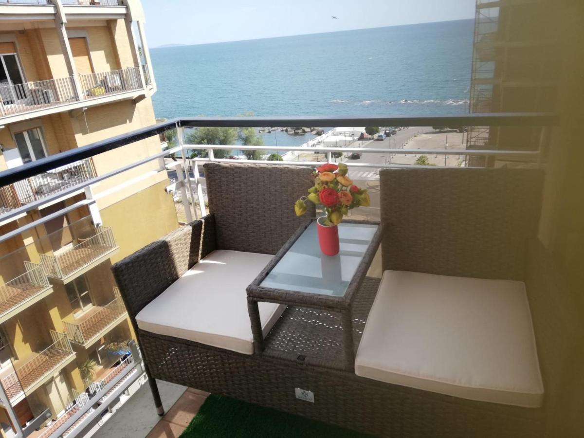 V I P Suites Cielo Stellato On Concordia Sea Salerno Exterior foto