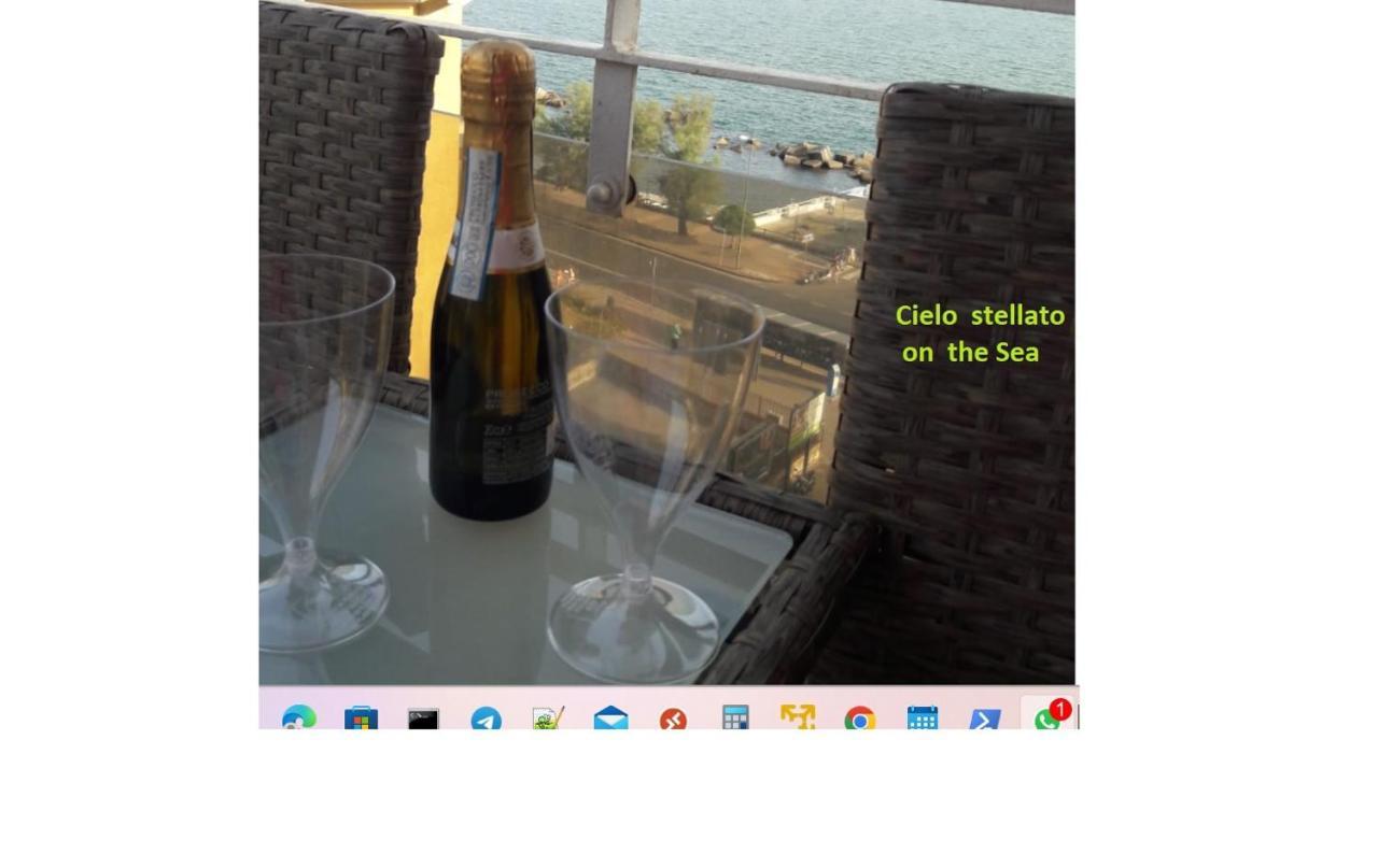 V I P Suites Cielo Stellato On Concordia Sea Salerno Exterior foto
