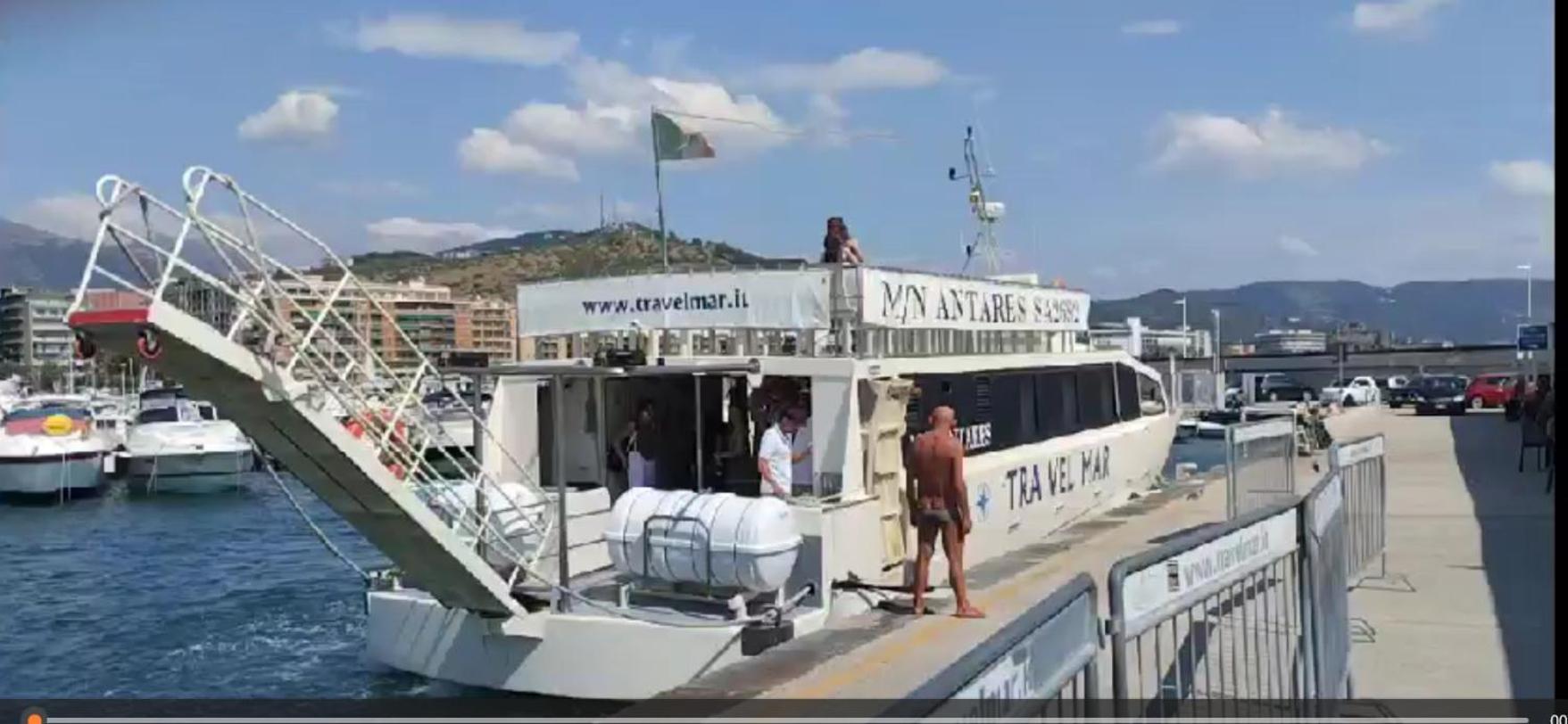 V I P Suites Cielo Stellato On Concordia Sea Salerno Exterior foto